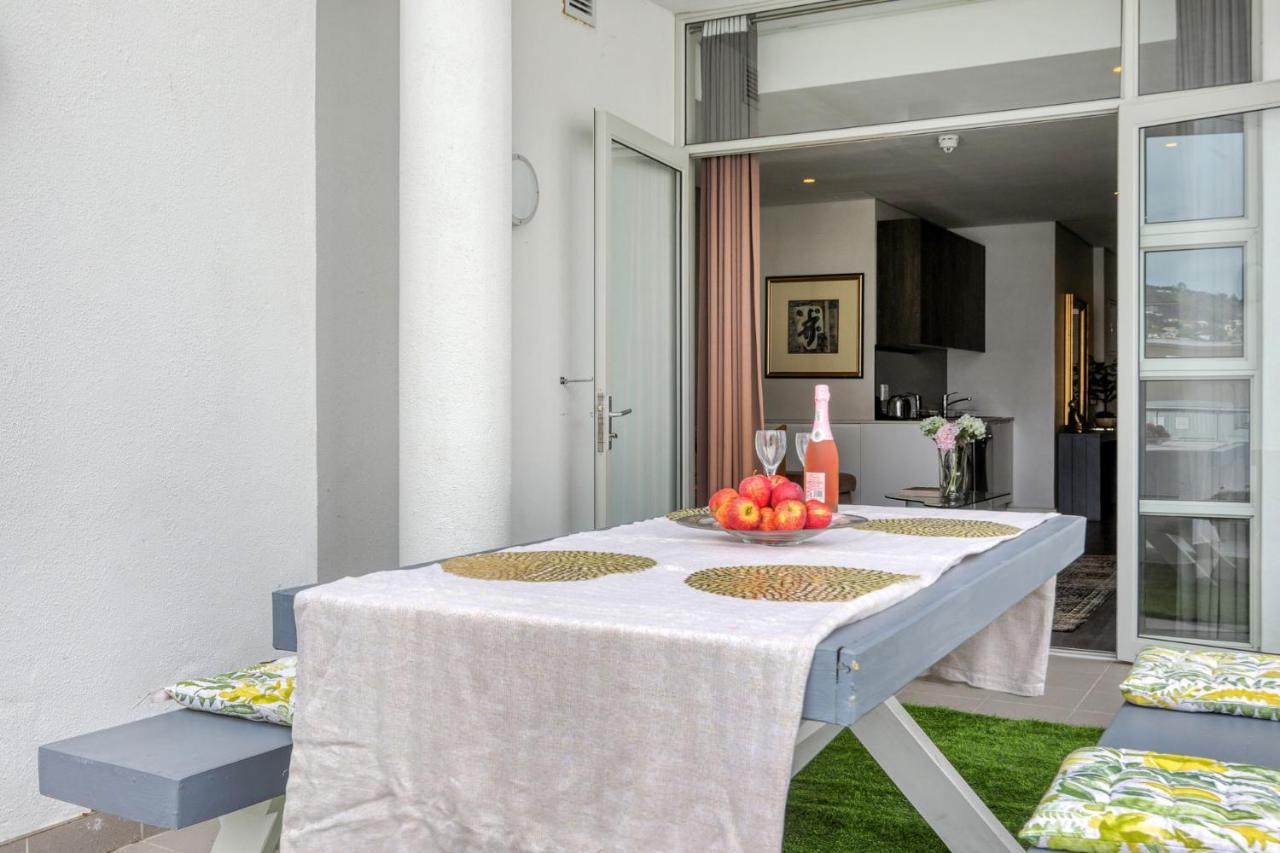 Backup-Powered Classic Luxury Apartment Cape Town Bagian luar foto